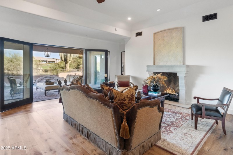 9894 E Hidden Green Dr-32