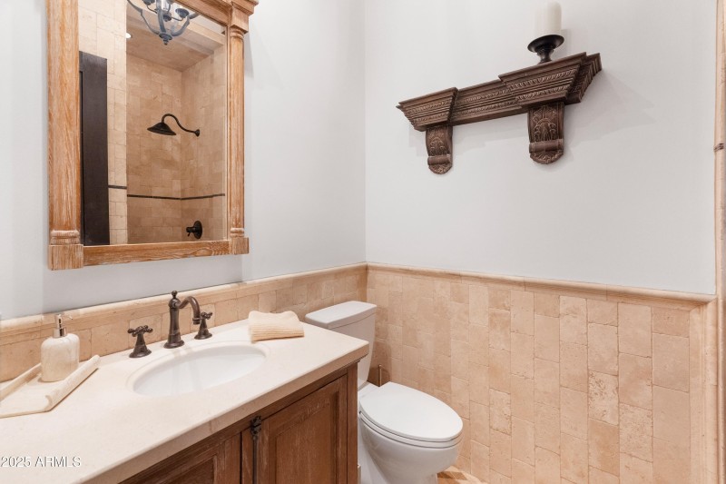 9894 E Hidden Green Dr-35