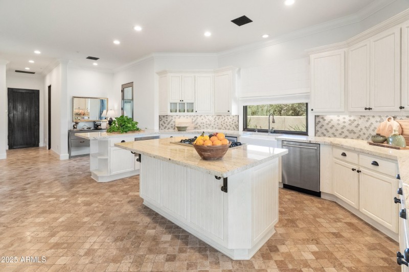 9894 E Hidden Green Dr-46