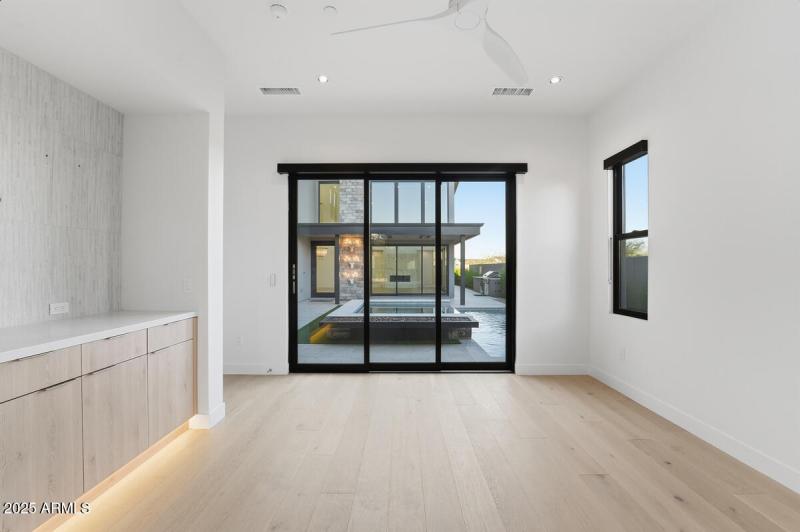 18576 N 92nd Pl-56 (1)