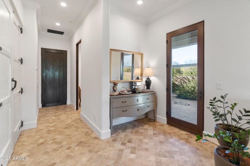 9894 E Hidden Green Dr-54