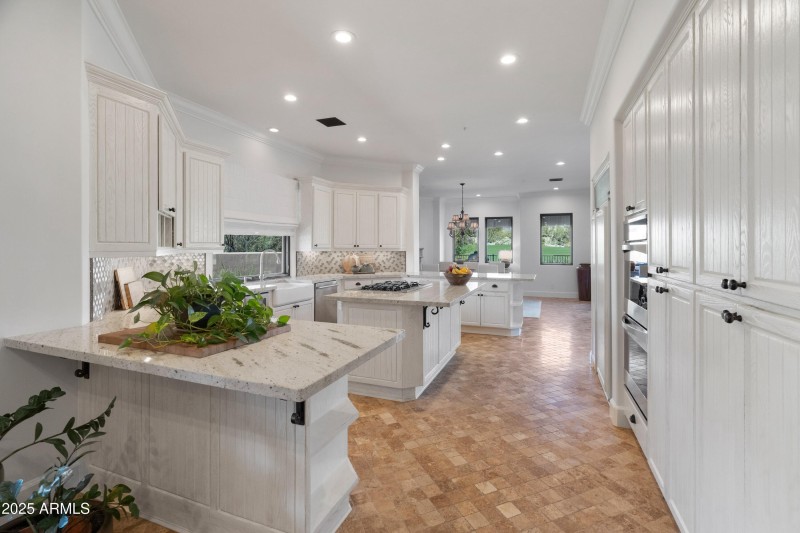 9894 E Hidden Green Dr-58