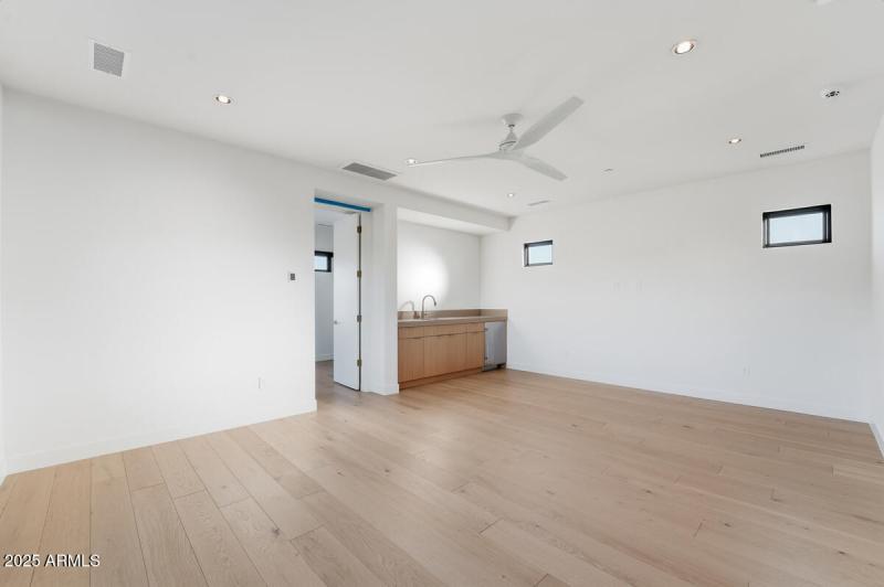 18576 N 92nd Pl-41 (1)