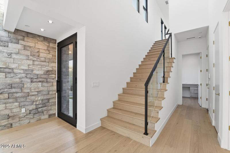 18576 N 92nd Pl-37 (2)