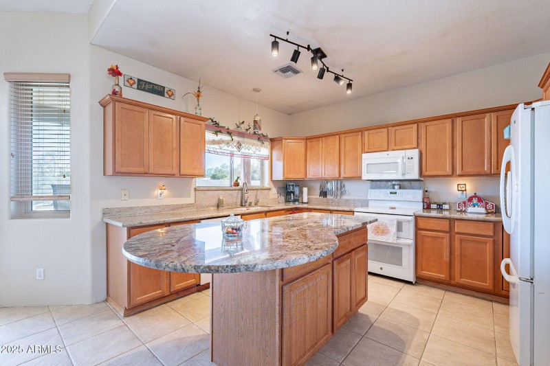 17-web-or-mls-174th-17