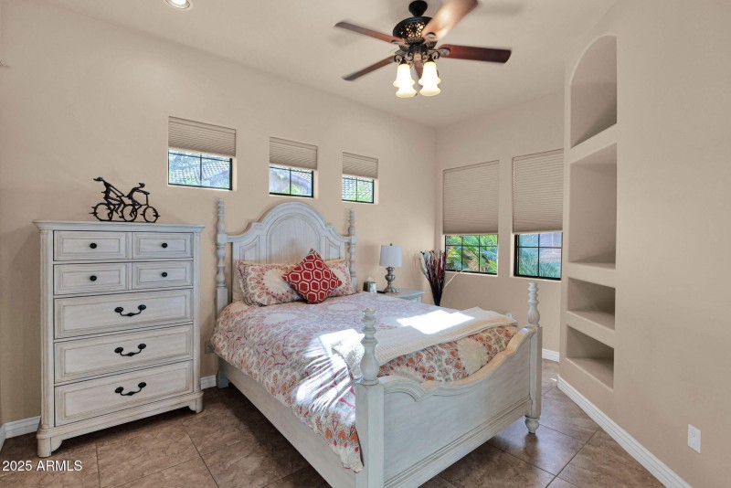 y6-web-or-mls-P1393899