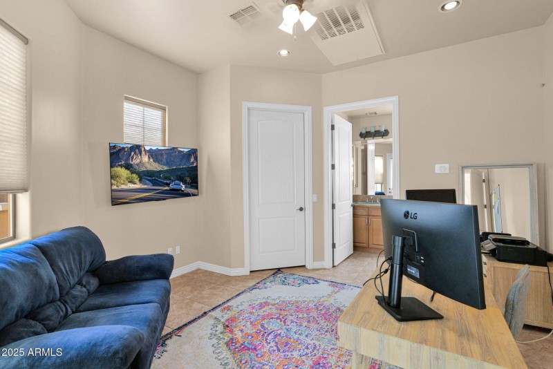 y39-web-or-mls-P1393976