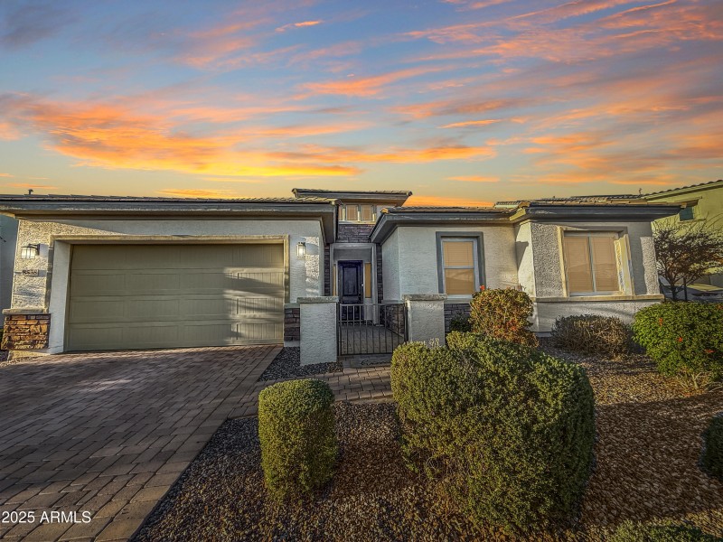 Twilight Exterior Front Shot