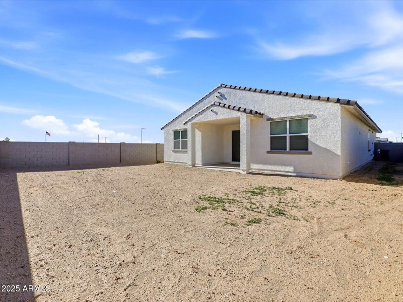 5319 S 244TH Avenue,