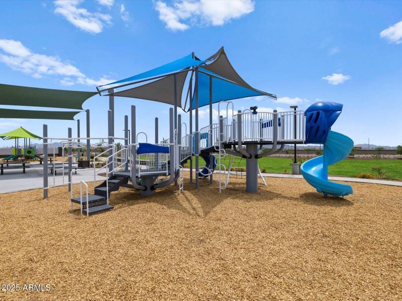 Allure Vista Amenities