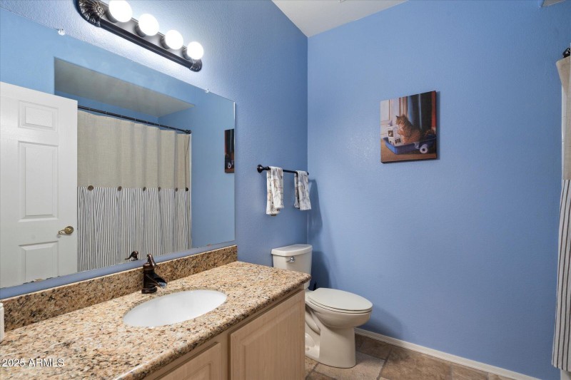 2nd Bathroom