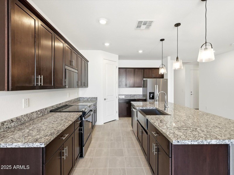 24434 W GROVE Street