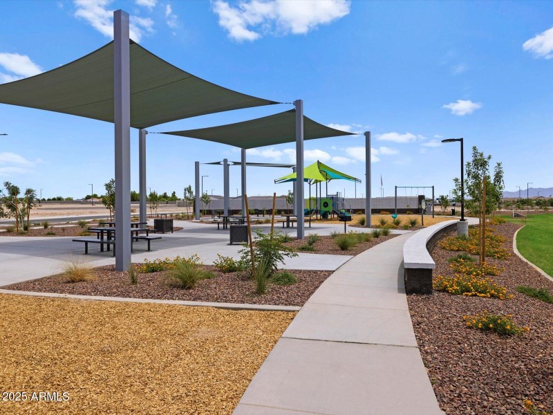 Allure Vista Community