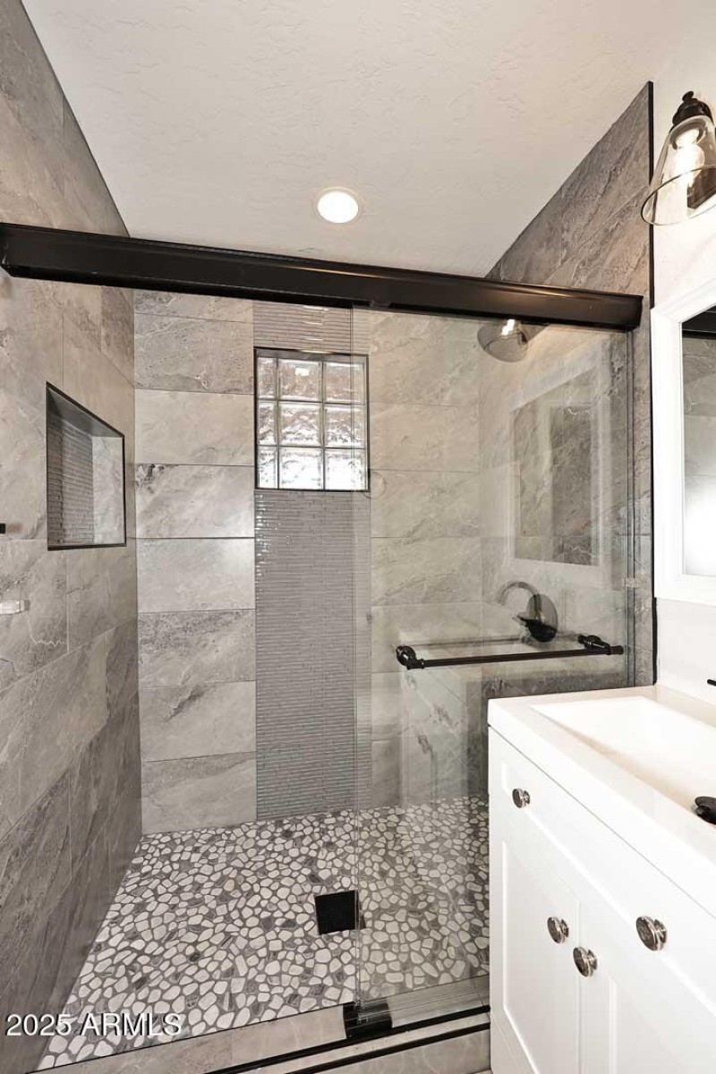 Hall Bath-Shower