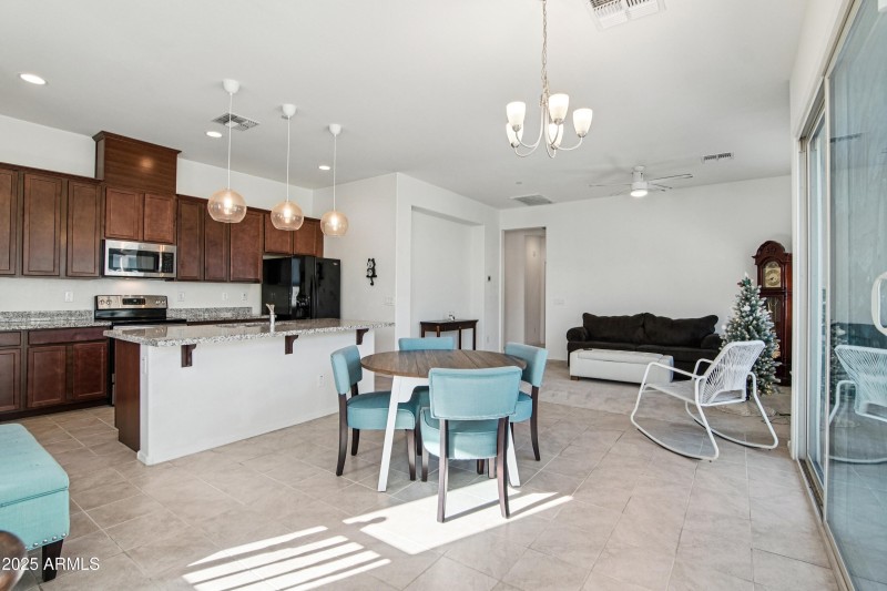 8-print-W Encanto Blvd-S1112-008