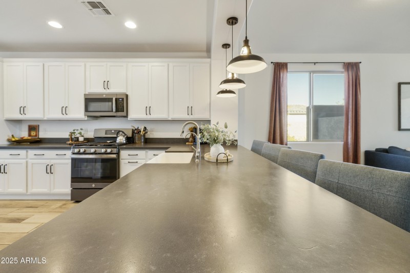 61-print-_tm_5943-_tm_5947