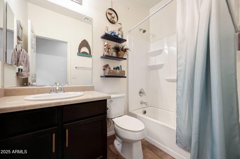 Full Guest Bathroom