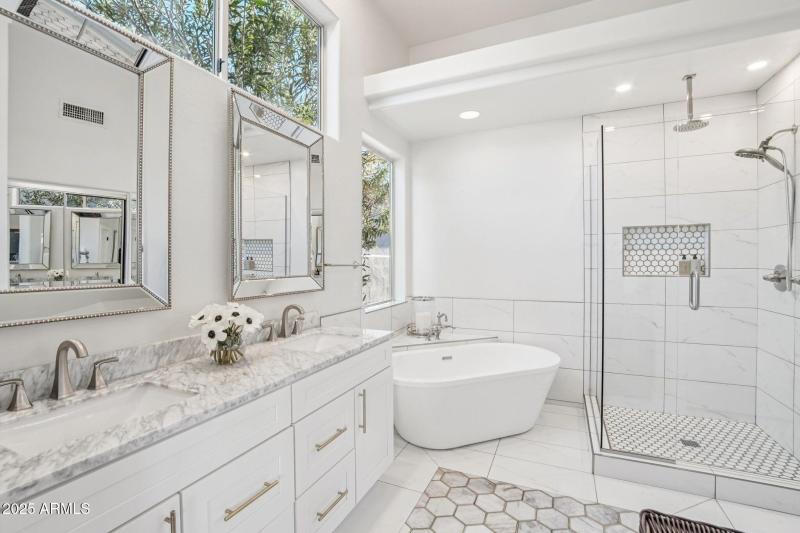 11-web-or-mls-12_027