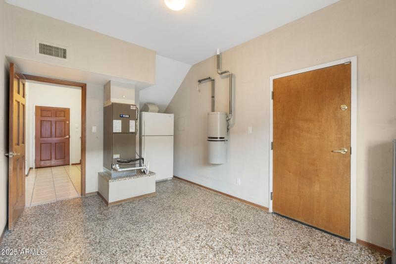 65-7242 N 23rd Place