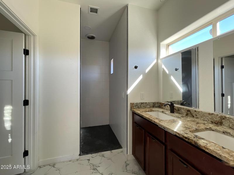 12 Master Bathroom