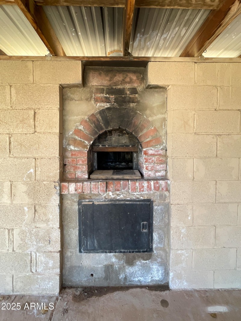 22 Pizza Oven