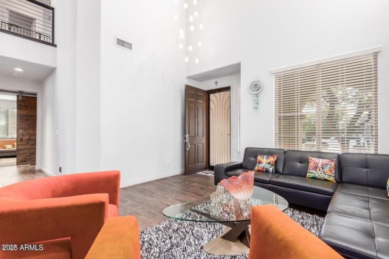 20220308092948590073000000-o