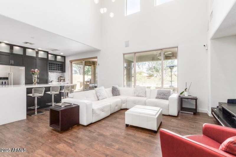 20220308093038043476000000-o