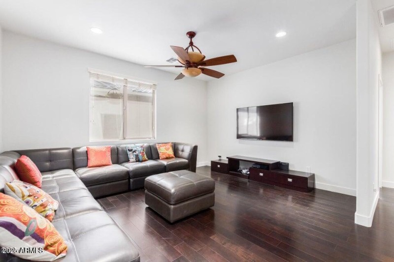 20220308093240747716000000-o