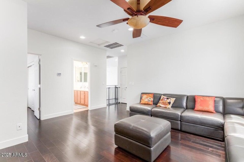 20220308093252351395000000-o