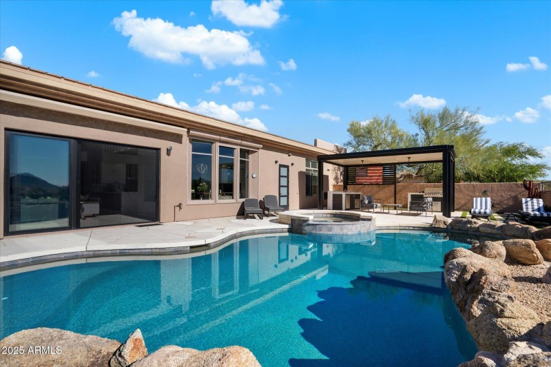 Refreshing Pool and Pergola Lounge