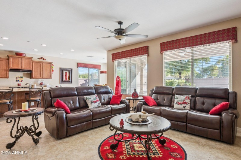 15-web-or-mls-401-basswood-ave