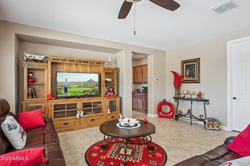 16-web-or-mls-401-basswood-ave