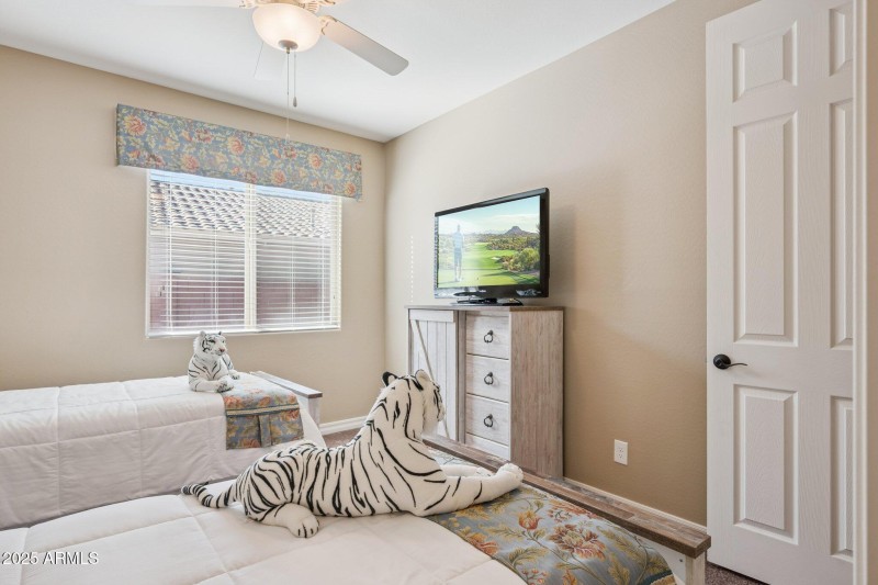 33-web-or-mls-401-basswood-ave