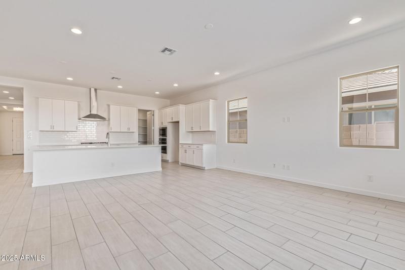 09-MWE- lot 56- 21926 E Bonanza