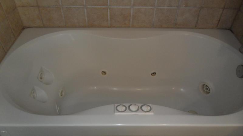 jetted tub in hall bath