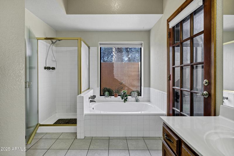 702 E Avenida Sierra Madre-30