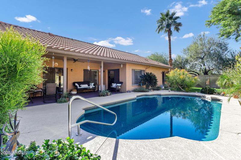 702 E Avenida Sierra Madre-32