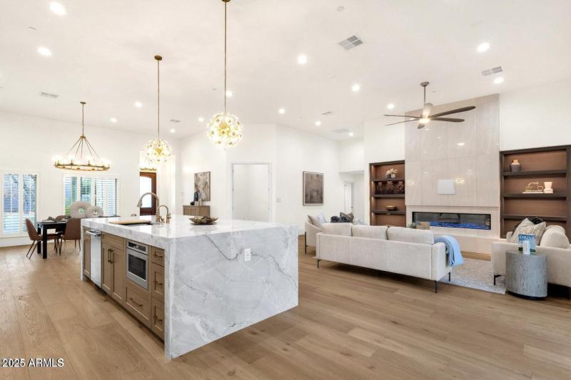 20251122222029582096000000-o