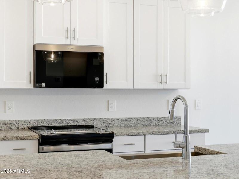 24442 W GROVE Street