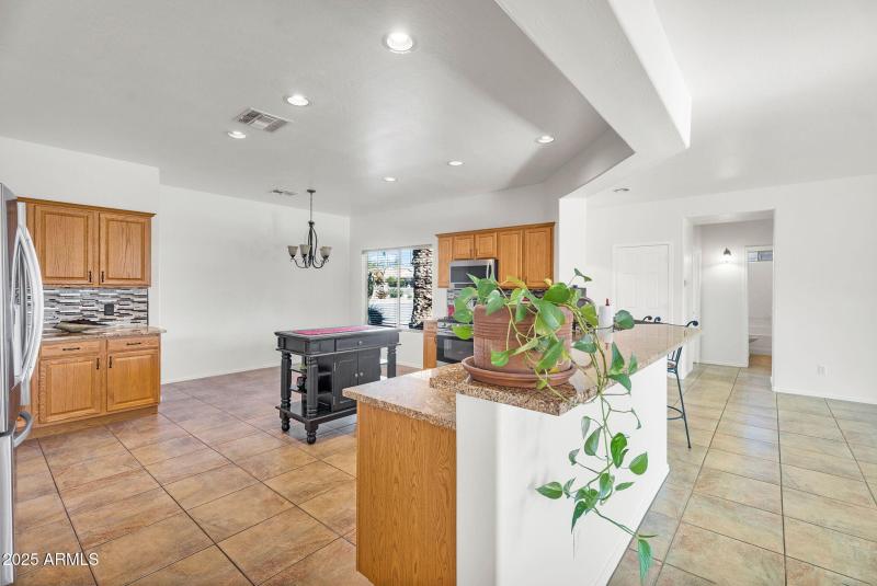 10-web-or-mls-21279 E Twin Acres Dr -10