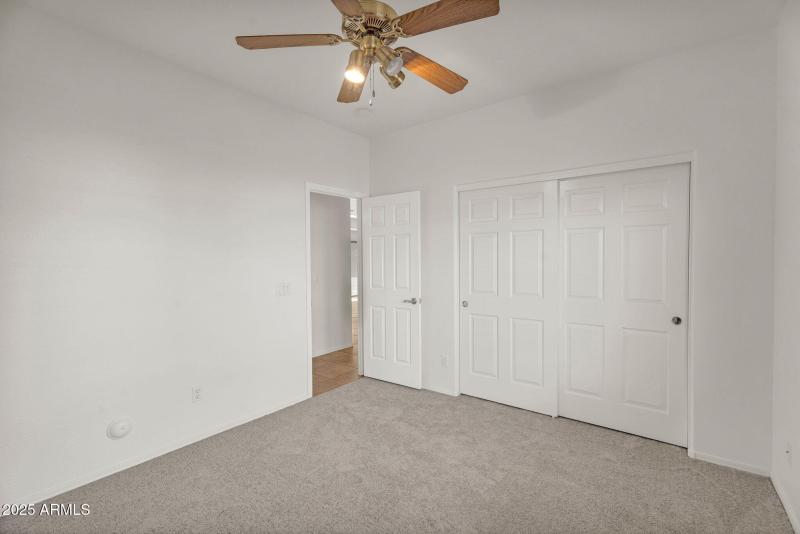 32-web-or-mls-21279 E Twin Acres Dr -32