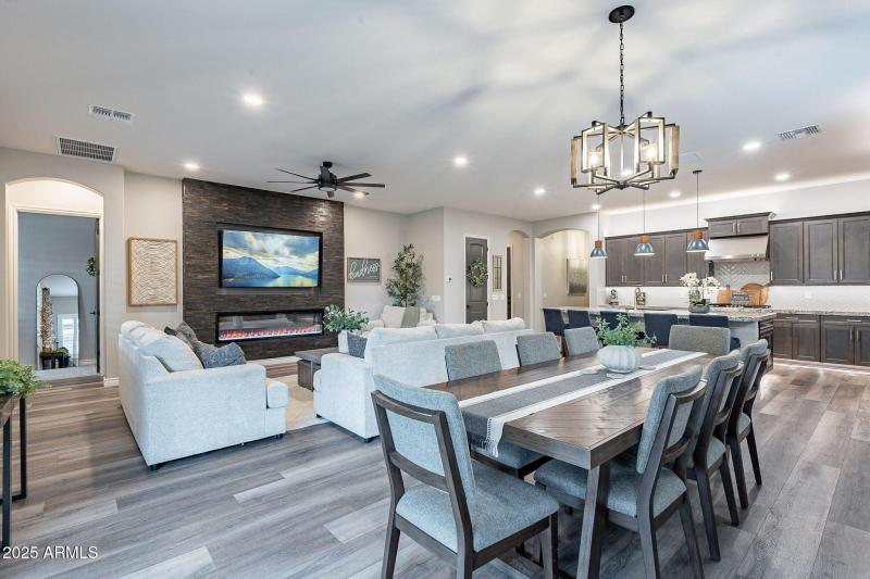 18-web-or-mls-Reins-18