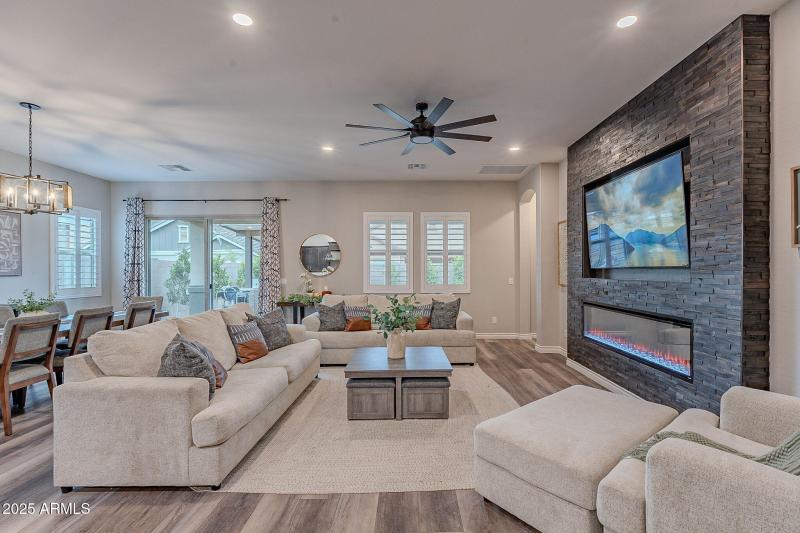 25-web-or-mls-Reins-25