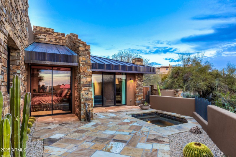 Guest Suite Spa Patios