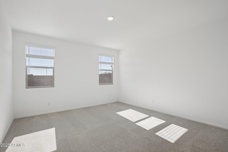 22-web-or-mls-W Bowker St-S1212-022