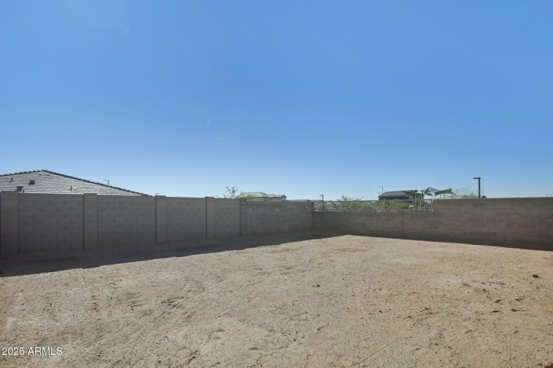 30-web-or-mls-W Bowker St-S1212-030