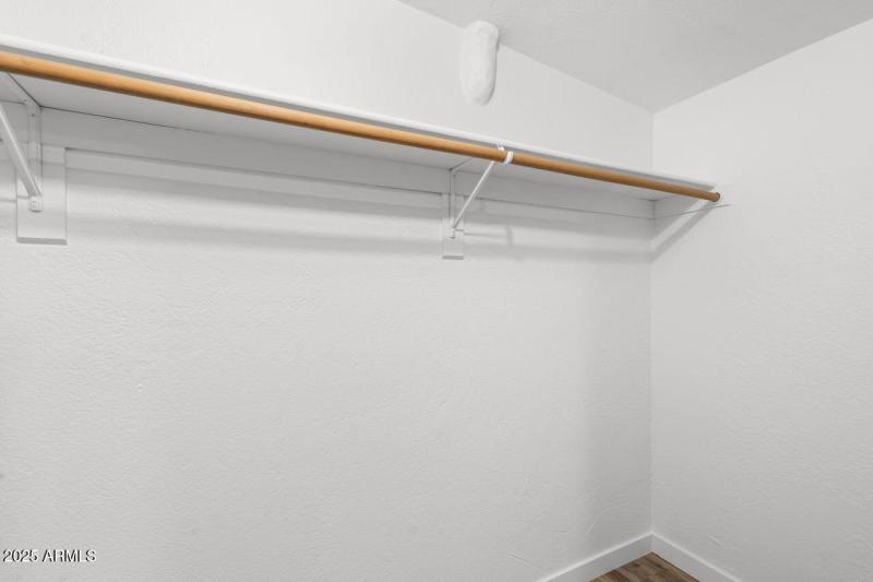 walking closet