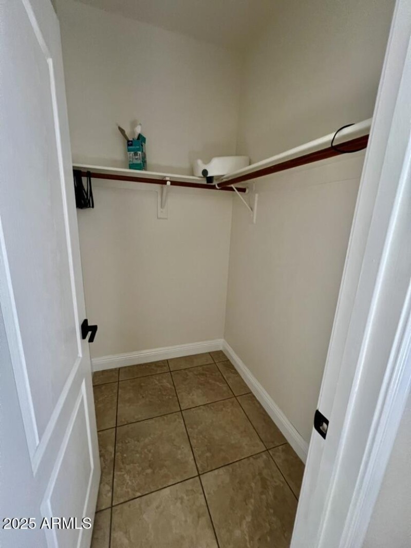 Walk in bedroom closets