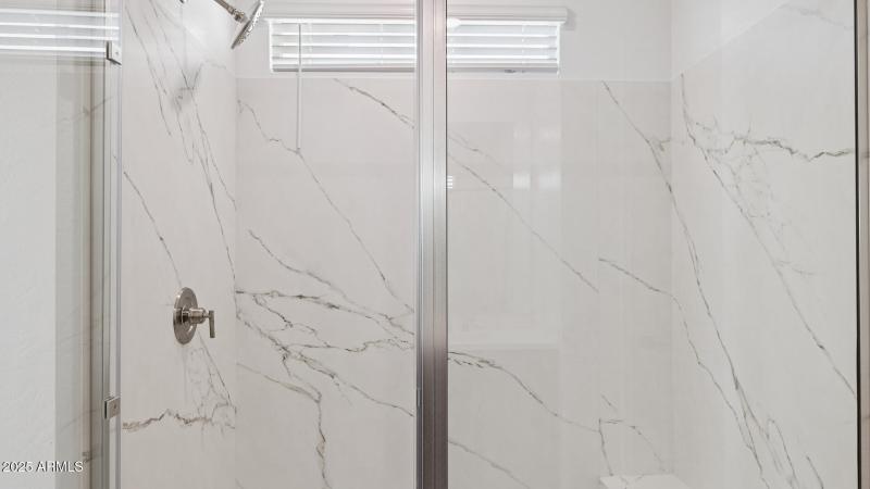 3985_Phoenician_Lot 2081_Aloravita_Peori