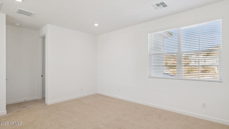 3985_Phoenician_Lot 2081_Aloravita_Peori